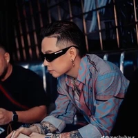 Bùi Thế Anh (Andree Right Hand)