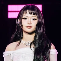 NGUYỄN LÊ NGỌC ÁNH SÁNG 