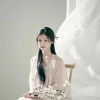 Hồng Nhung