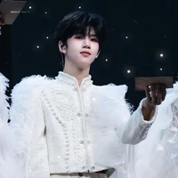 Trương Hàm Thụy _ y _ ZHR