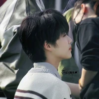 Lý Gia Sâm _ hắn