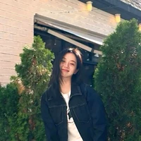 Lee Hyeri/Cô