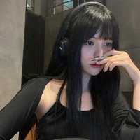 : Phùng Ái Nguyên / Lim Feng