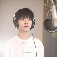 Nhiếp Vĩ Thần