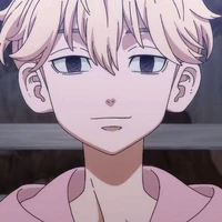 Sano Manjiro ( Mikey)