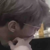 Ngạn Lâm/Tlin