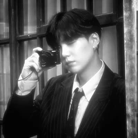 Min Yoongi [Anh]