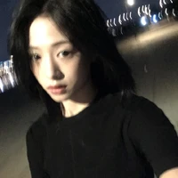 Jung Ahyeon - nàng