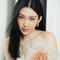Chị Ngân Rắn