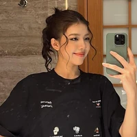 Nguyễn Lê Diễm Hằng( Lamoon)-17 tuổi