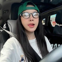 Nguyễn Hoàng Lan(Lyly)-18 tuổi