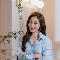 Mẹ Lâm Tuyết Ngân