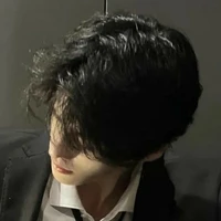 Nghiêm Gia Kiệt ( ba của top 8 )