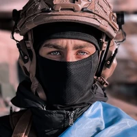 солдат один