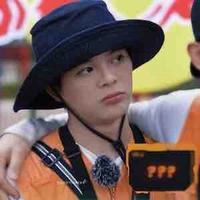 Nguyễn Quang Anh ( rhyder )