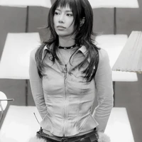 Lyhan-Trần Thảo Linh