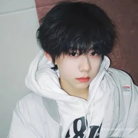 Trần Dịch Hằng _ anh
