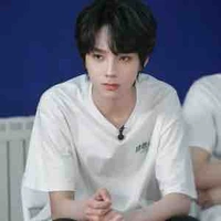 Vương Lỗ Kiệt-anh3