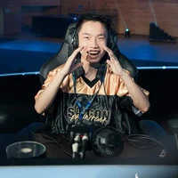 Vương Thuyên/Yiwei