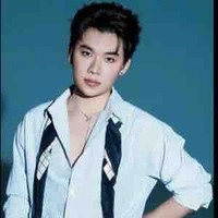 Trần Quang Trung( má hùng)