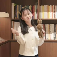 Hoàng Phương Hải Chi - Cam