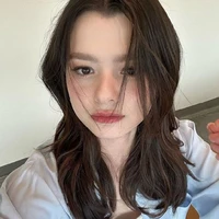 Becky Armstrong [ nàng ]