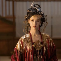 Hồ Uyên Uyển_mẫu hậu nàng