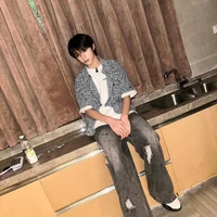 Vương Lỗ Kiệt//anh//