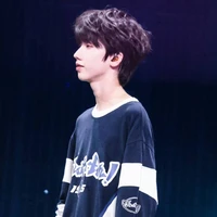 Nhiếp Vĩ Thần_anh