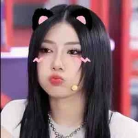 Con quỉ tác giả^^