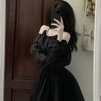 CÁT TƯỜNG VY