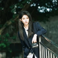 Từ Sở Văn-Từ Xuẩn