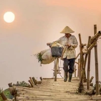 Nguyễn Văn Tư - Cha anh