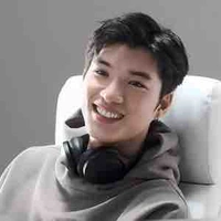 Trần Minh Hiếu {HIEUTHUHAI}