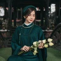 Hồ Tuyết Mai( mẹ của Ngọc Linh)