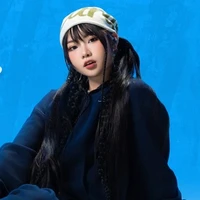 Nguyễn Lê Ngọc Ánh Sáng ( Ánh Sáng Aza )