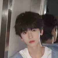 Tả Kỳ Hàm 