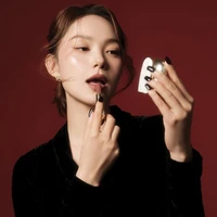 minh hằng