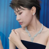 Nguyễn Diệu Huyền(Cô)