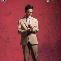 Hiếu/Titan/thầy giáo