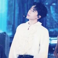 Hùng còn nhỏ