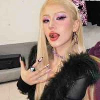 Trần thuỳ dương