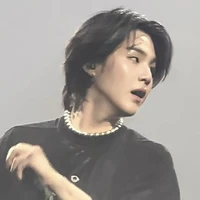 Min Yoongi (anh cả)