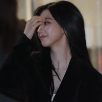 Yu Jimin - cô