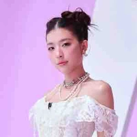 Nguyễn Lê Diễm Hằng(Lamoon)