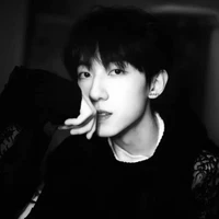 Dương Bác Văn_hắn