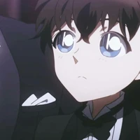 Kuroba Kaito ( lúc nhỏ )