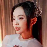 Phương Mỹ Chi (em)