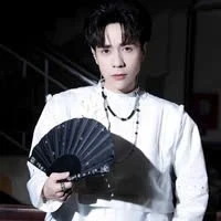 Lê Quang Hùng (Phone)