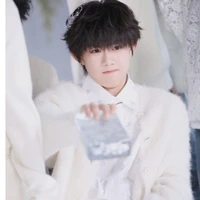 Trần Dịch Hằng-z